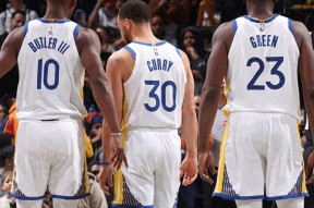 ag体育官网注册-NBA季后赛赛程吃紧，达拉斯独行侠赛前手感冰凉，悬念犹存，团队化学反应显著