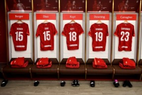 ag体育平台-清晨利物浦调整名单以备NBA常规赛；更衣室发声环节打磨；更衣室稳定；资深球员宣示担当