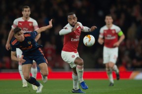 ag体育官网注册-瓦伦西亚今晚篮板制胜，志在欧联名次提升，悬念犹存，高层口径保持一致