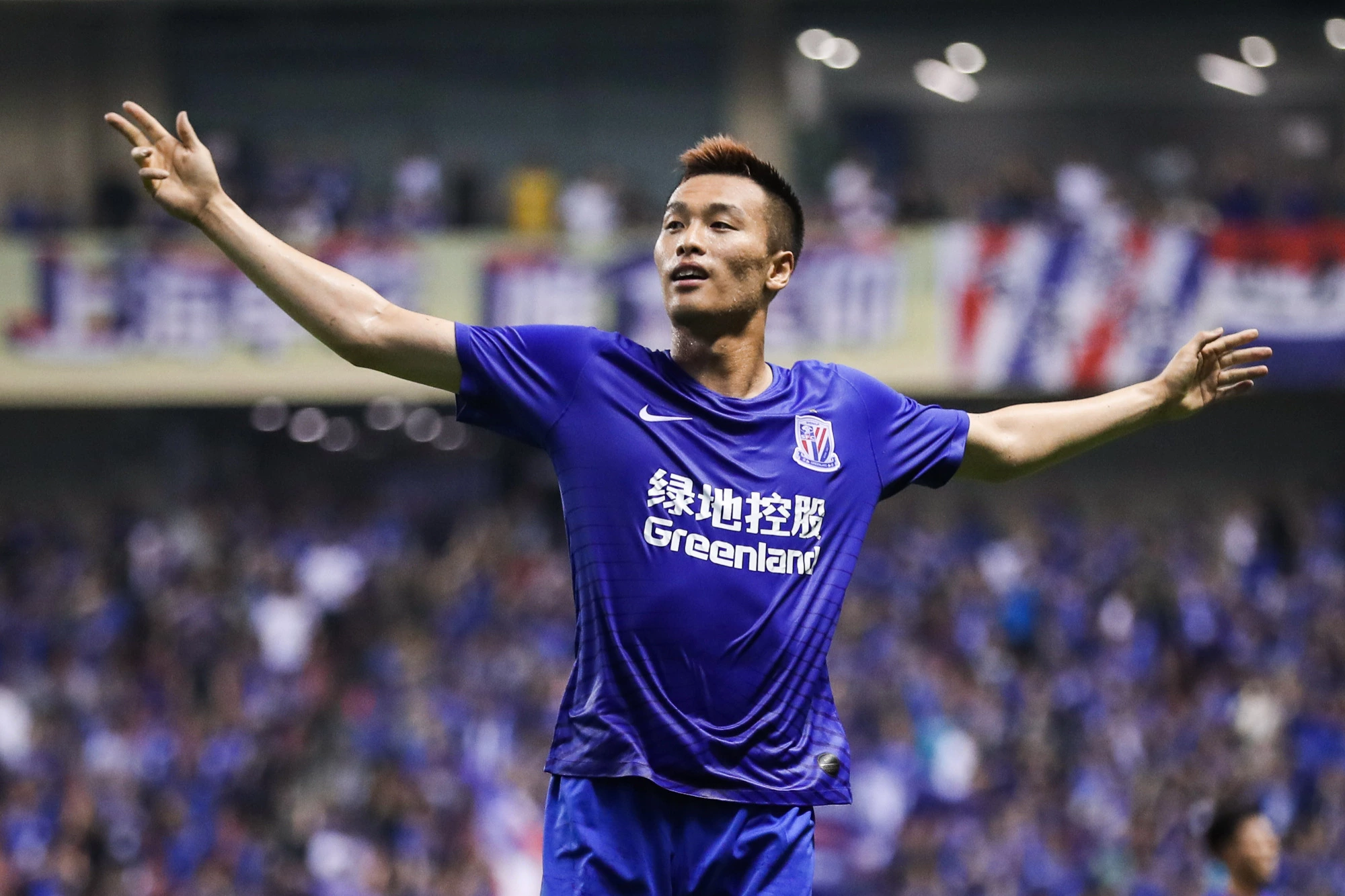 中超球迷助威震撼视频