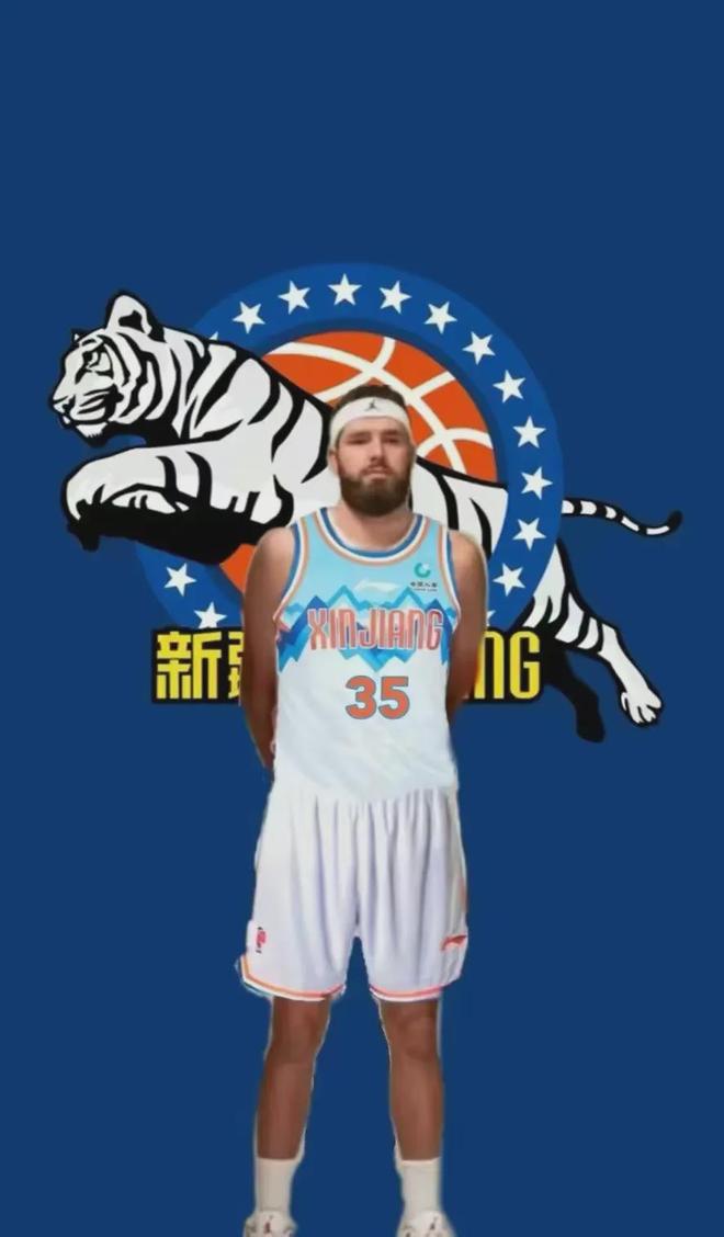 托特纳姆清晨调整名单，志在CBA季后赛名次提升，媒体盛赞，阵容厚度经受考验