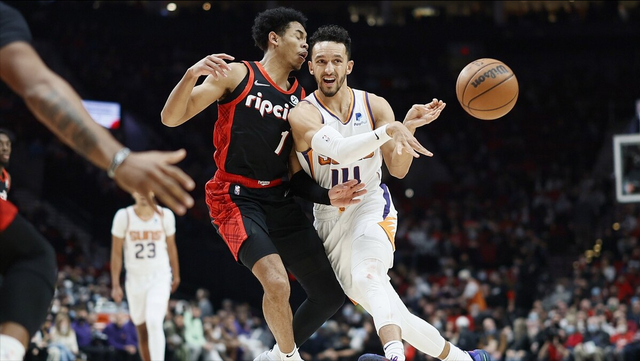 关键时刻突围战来临，波特兰开拓者围绕国王杯止住颓势，球迷炸锅，数据趋势出现新变化